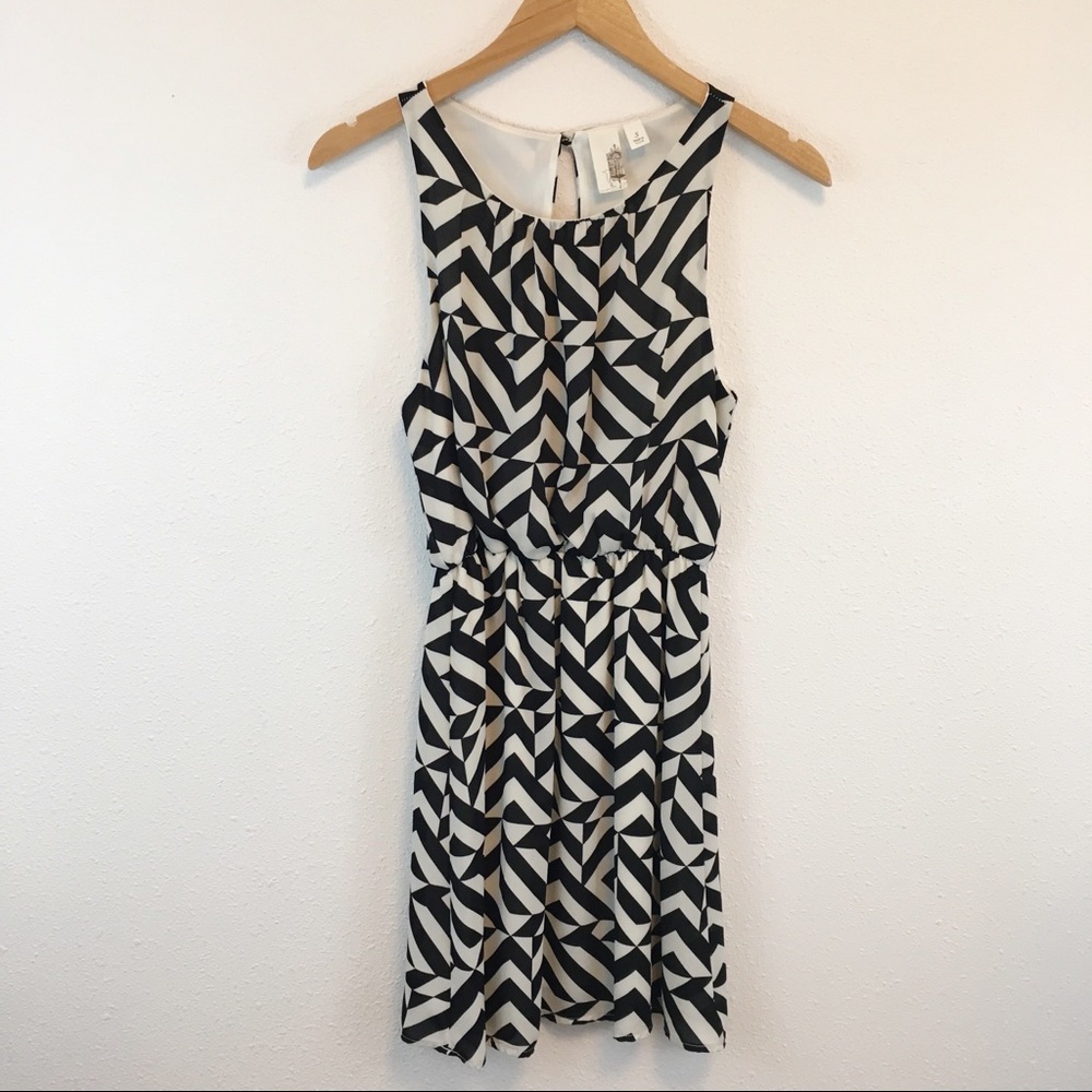 Francesca's bird cage label black and white dress